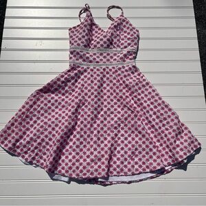 Elegant Pink and White Floral Mini Dress